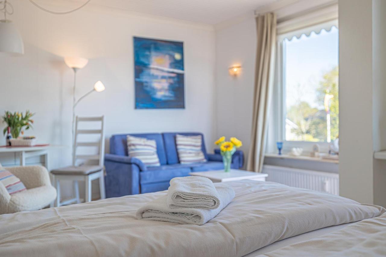 Fewo1846 - Sonne Und Meer - Kleines Studio-Apartment Mit Balkon Und Meerblick Glücksburg Buitenkant foto